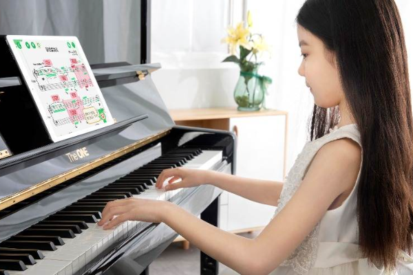 钢琴家郎朗亲测产品并投资的「小叶子音乐科技」完成数千万元C2轮融资，将加速全球化布局